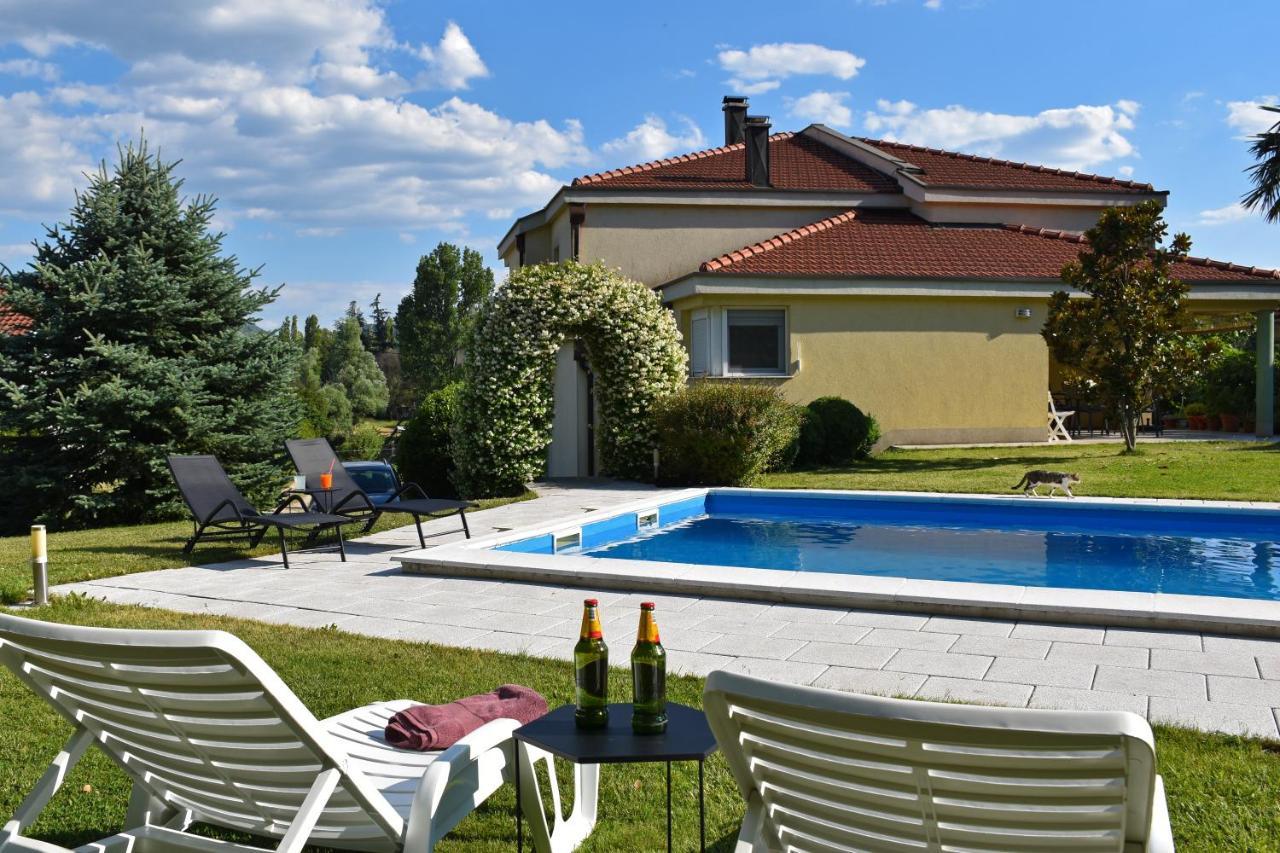 Villa Luka Buna Екстериор снимка